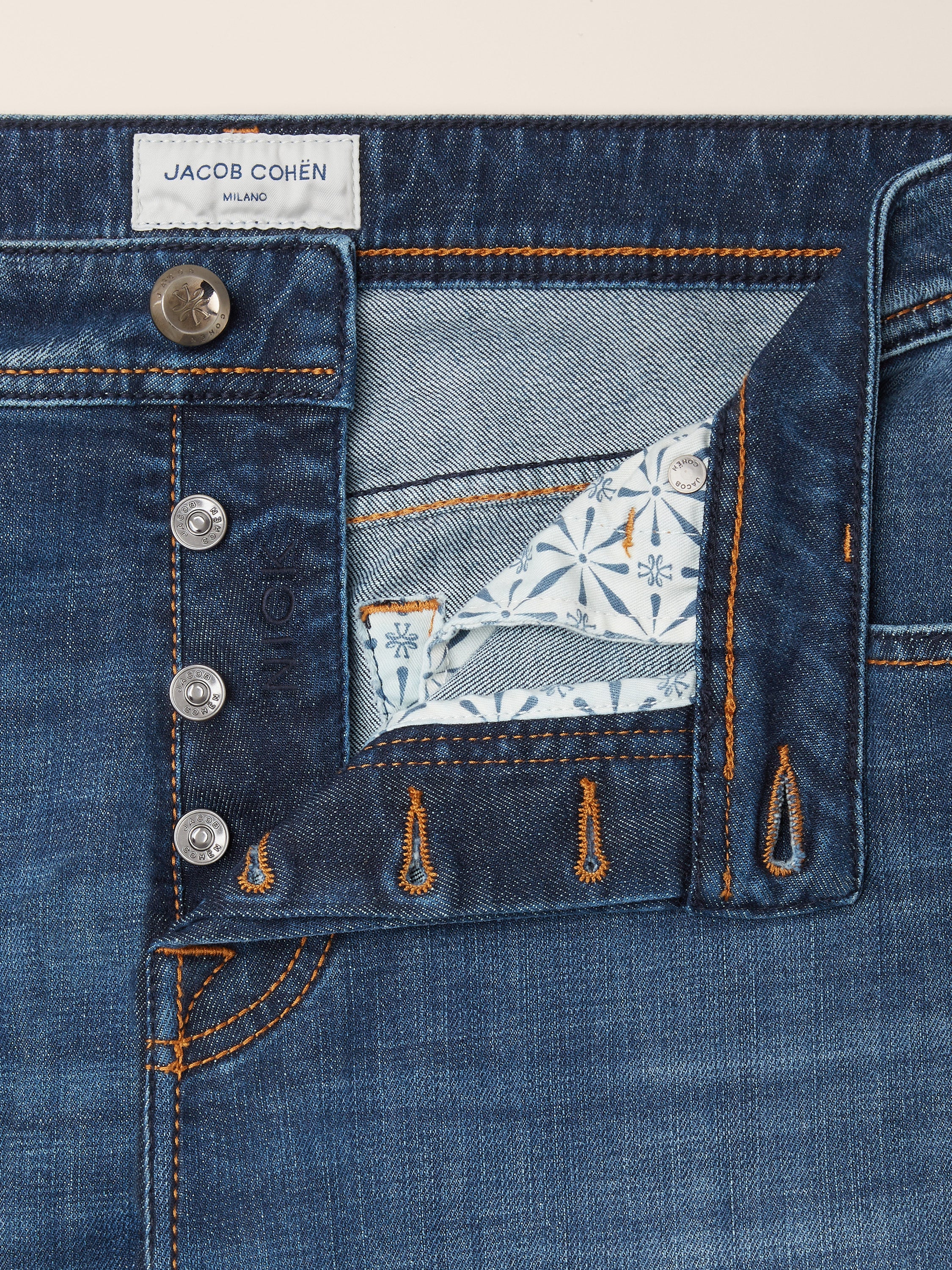 Jacob Cohen Jeans Nick in Denim Comfort Uomo