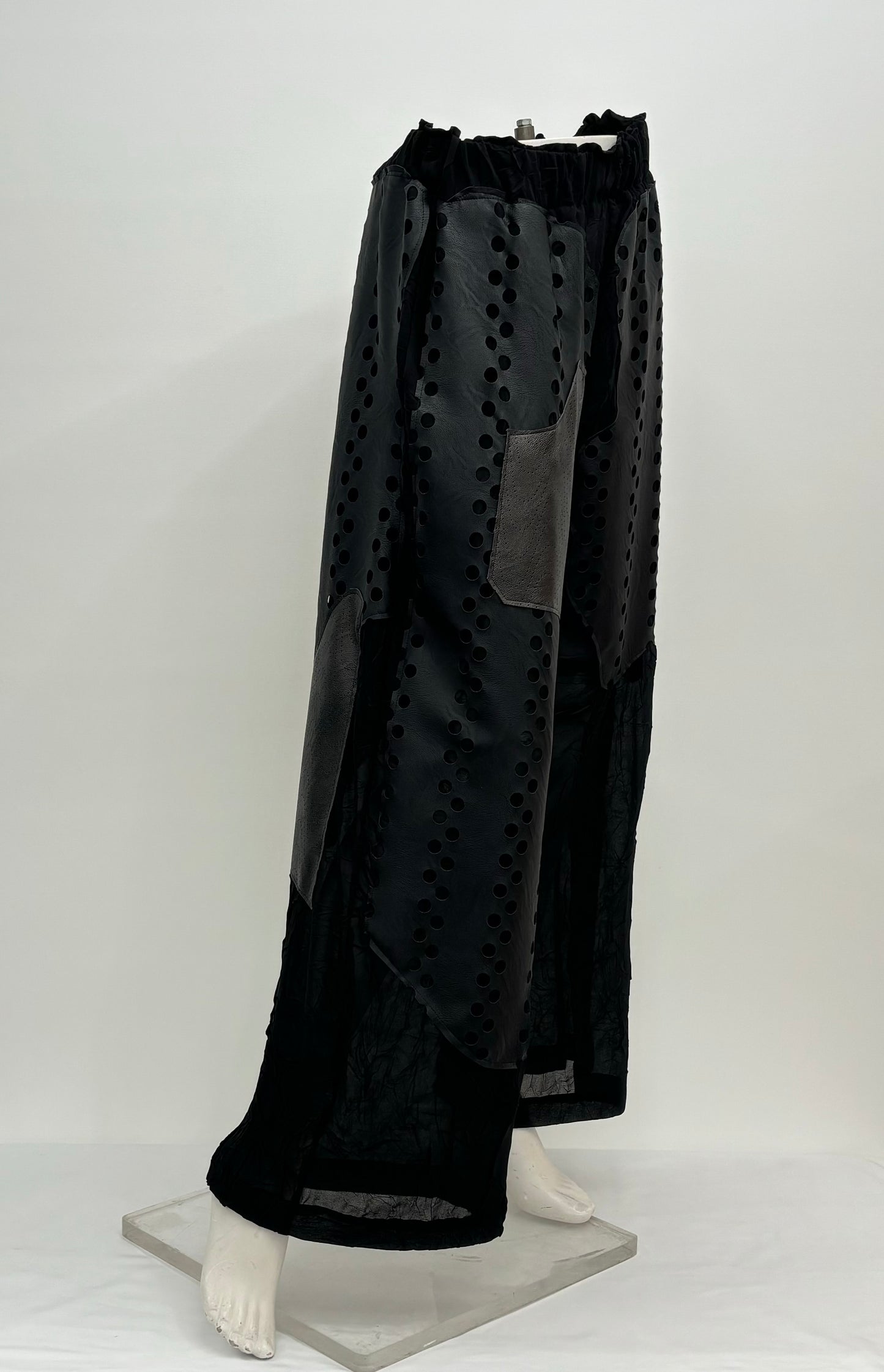 Collection Privèe Pantalone Lungo Ecopelle Forata Donna