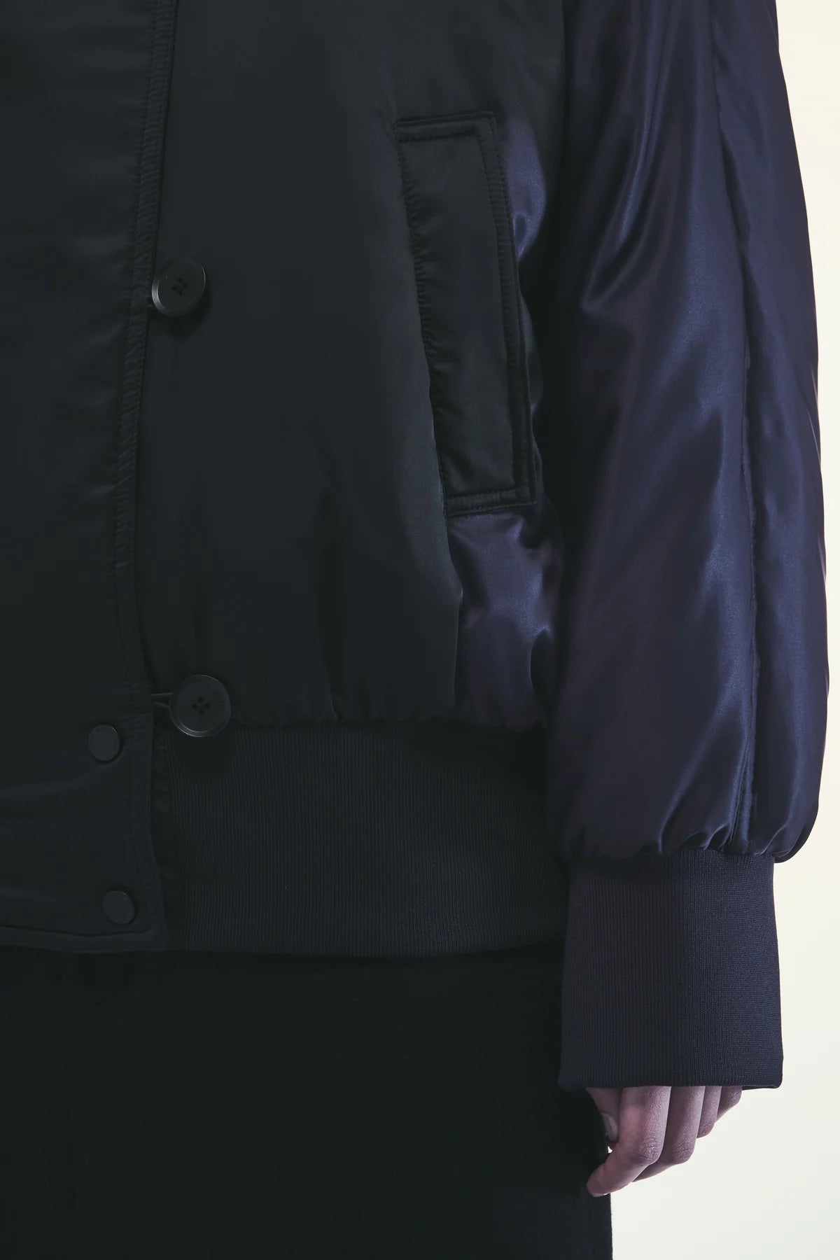 Liviana Conti Bomber Jacob Donna